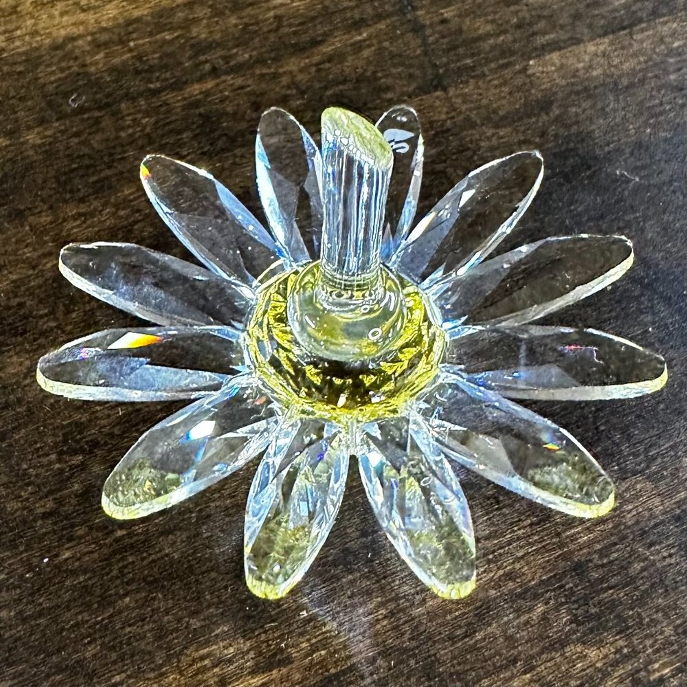 RETIRED Swarovski 1999 Society Member Renewal Gift - Yellow Daisy/Marguerite - Picture 3 of 4